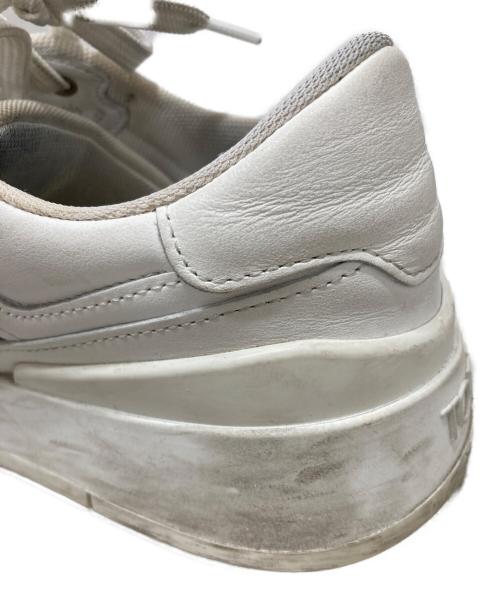 TOD'S（トッズ）TOD'S (トッズ) ローカットスニーカー ホワイト サイズ:371/2の古着・服飾アイテム