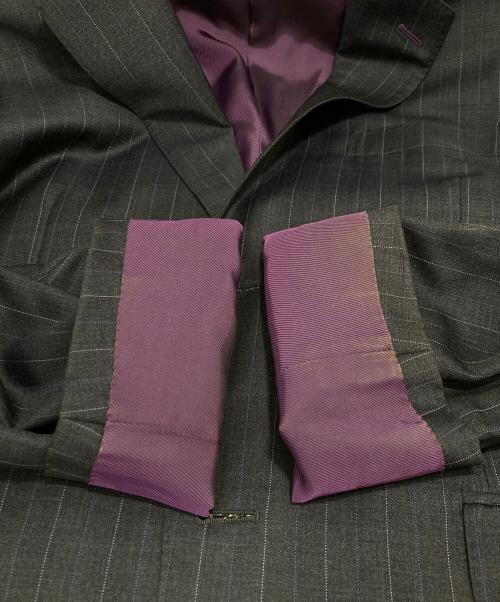 ERMENEGILDO ZEGNA（エルメネジルド・ゼニア）Ermenegildo Zegna (エルメネジルド・ゼニア) 3Pセットアップスーツ グレー サイズ:表記なしの古着・服飾アイテム