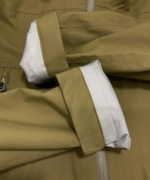 MOUNTAIN HARD WEAR（マウンテンハードウェア）MOUNTAIN HARD WEAR (マウンテンハードウェア) シェルパーカー カーキ サイズ:Sの古着・服飾アイテム