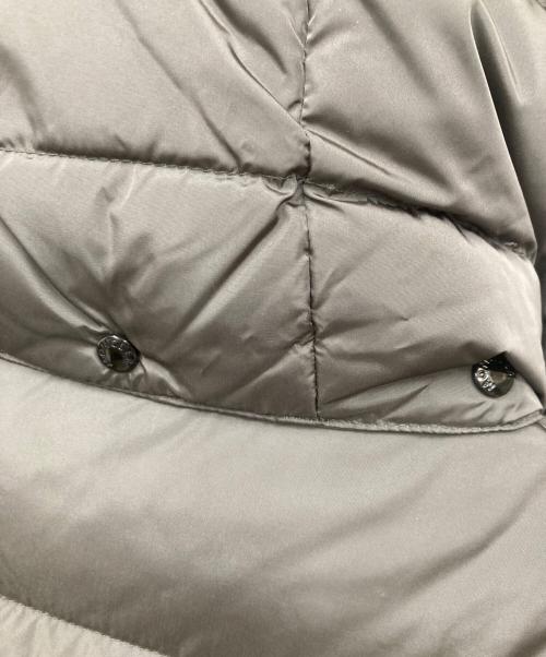 MONCLER（モンクレール）MONCLER (モンクレール) ダウンコート グレー サイズ:3の古着・服飾アイテム
