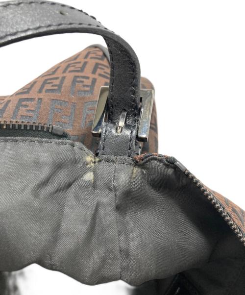 FENDI（フェンディ）FENDI (フェンディ) ショルダーバッグ ブラウンの古着・服飾アイテム