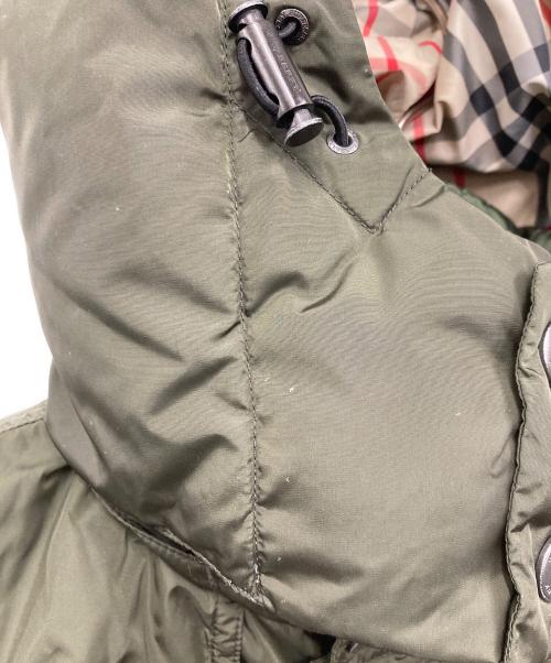 BURBERRY（バーバリー）BURBERRY (バーバリー) ダウンジャケット グリーン サイズ:Mの古着・服飾アイテム