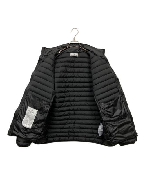 STONE ISLAND（ストーンアイランド）STONE ISLAND (ストーンアイランド) LOOM WOVEN CHAMBERS R-NYLON DOWN-TC, GARMENT DYED PACKABLE ブラック サイズ:Lの古着・服飾アイテム