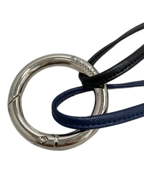 familiar（ファミリア）familiar (ファミリア) チャーム ネイビーの古着・服飾アイテム