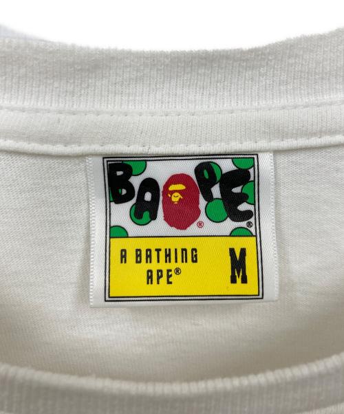A BATHING APE（アベイシングエイプ）A BATHING APE (ア ベイシング エイプ) Tシャツ ホワイト サイズ:Mの古着・服飾アイテム