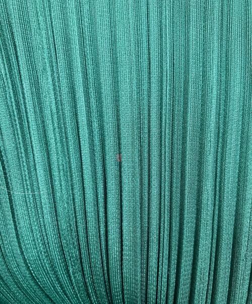 PLEATS PLEASE（プリーツプリーズ）PLEATS PLEASE (プリーツプリーズ) ノースリーブマキシワンピース グリーン サイズ:2の古着・服飾アイテム