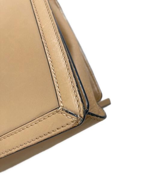 LOEWE（ロエベ）LOEWE (ロエベ) バルセロナショルダーバッグ ベージュの古着・服飾アイテム