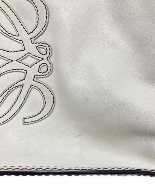 LOEWE（ロエベ）LOEWE (ロエベ) トートバッグ ホワイトの古着・服飾アイテム