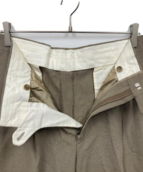 BARNEYS NEWYORK（バーニーズ・ニューヨーク）BARNEYS NEWYORK (バーニーズ・ニューヨーク) セットアップ ベージュ サイズ:50の古着・服飾アイテム