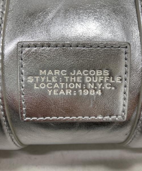 MARC JACOBS（マークジェイコブズ）MARC JACOBS (マークジェイコブズ) THE METALIC LEATHER MINI DUFFLE BAG シルバーの古着・服飾アイテム