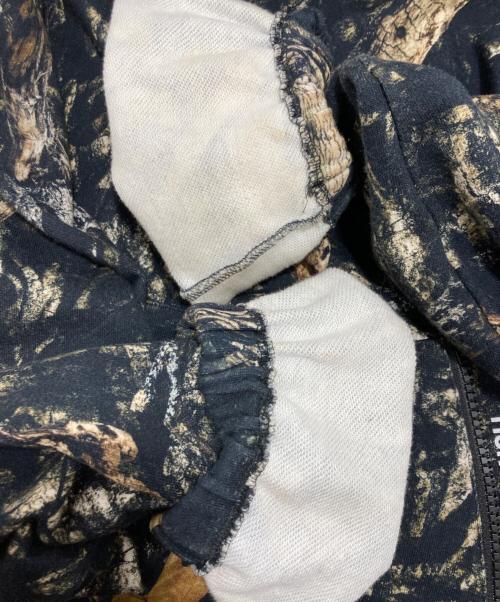 TIGHTBOOTH PRODUCTION（タイトブースプロダクション）TIGHTBOOTH PRODUCTION (タイトブースプロダクション) BULLET CAMO HOODIE ブラック サイズ:XLの古着・服飾アイテム