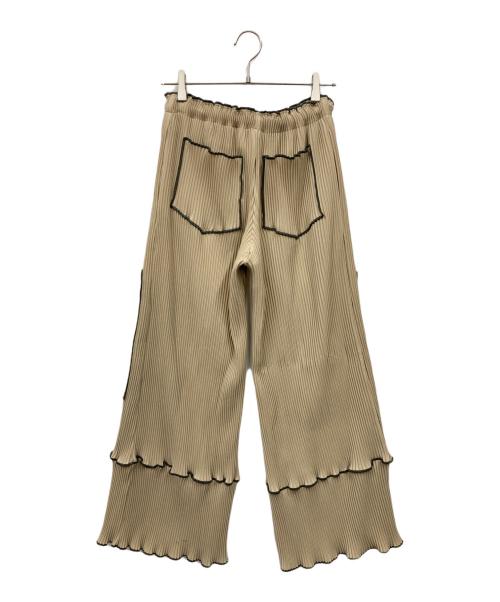 todo kotohayokozawa（トゥードゥー コトハヨコザワ）todo kotohayokozawa (トゥードゥー コトハヨコザワ) プリーツパンツ ベージュ サイズ:-の古着・服飾アイテム