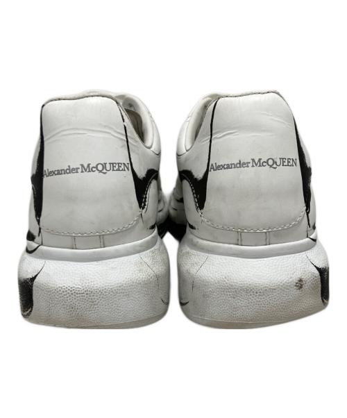 ALEXANDER McQUEEN（アレキサンダーマックイーン）ALEXANDER McQUEEN (アレキサンダーマックイーン) スニーカー ホワイト サイズ:43の古着・服飾アイテム