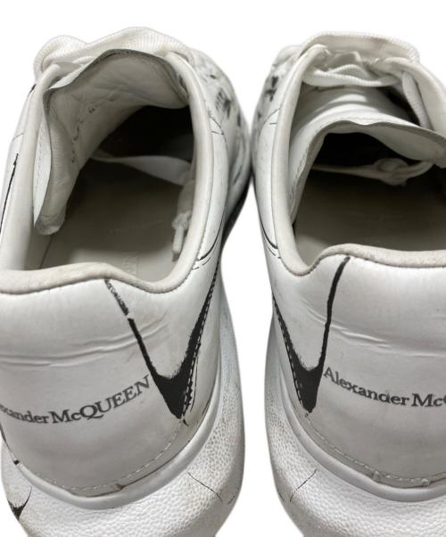 ALEXANDER McQUEEN（アレキサンダーマックイーン）ALEXANDER McQUEEN (アレキサンダーマックイーン) スニーカー ホワイト サイズ:43の古着・服飾アイテム