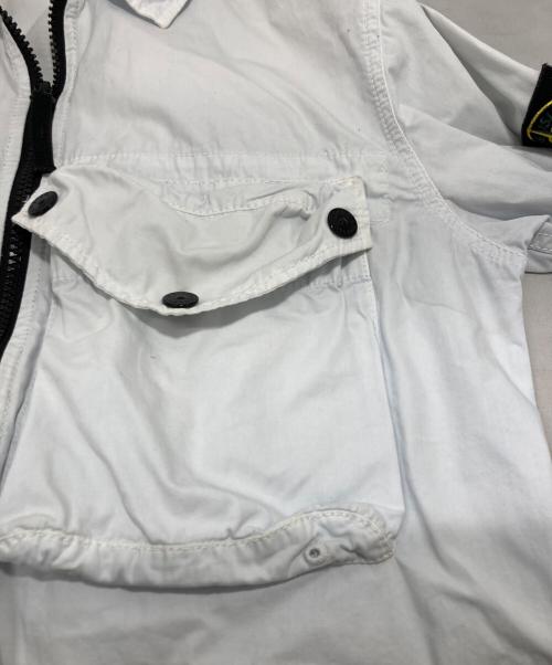 STONE ISLAND（ストーンアイランド）STONE ISLAND (ストーンアイランド) OLD EFFECT ZIP OVERSHIRT ホワイト サイズ:Sの古着・服飾アイテム