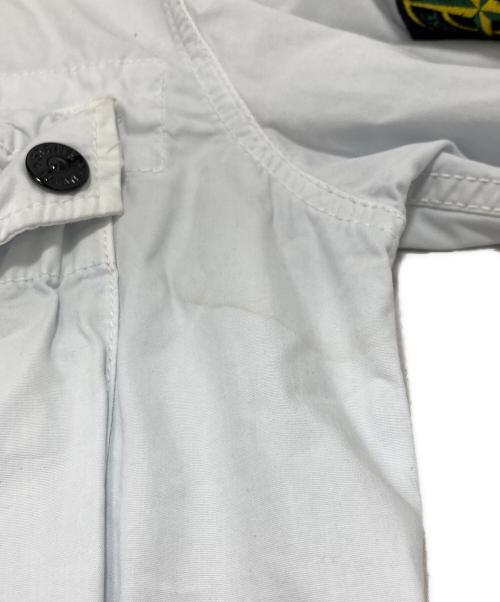 STONE ISLAND（ストーンアイランド）STONE ISLAND (ストーンアイランド) OLD EFFECT ZIP OVERSHIRT ホワイト サイズ:Sの古着・服飾アイテム