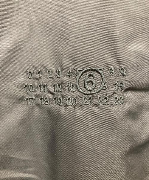 MM6 Maison Margiela（エムエムシックスメゾンマルジェラ）MM6 Maison Margiela (エムエムシックスメゾンマルジェラ) ナイロンワイドパンツ ブラック サイズ:36の古着・服飾アイテム