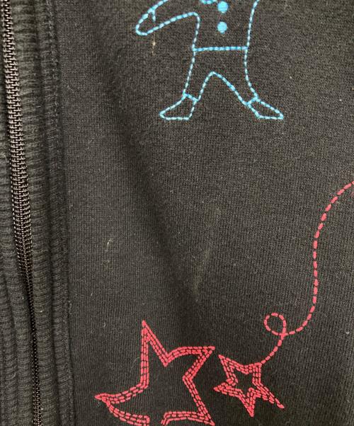 OLLEBOREBLA（アルベロベロ）OLLEBOREBLA (アルベロベロ) 刺繍ジップパーカー ブラック サイズ:表記なしの古着・服飾アイテム