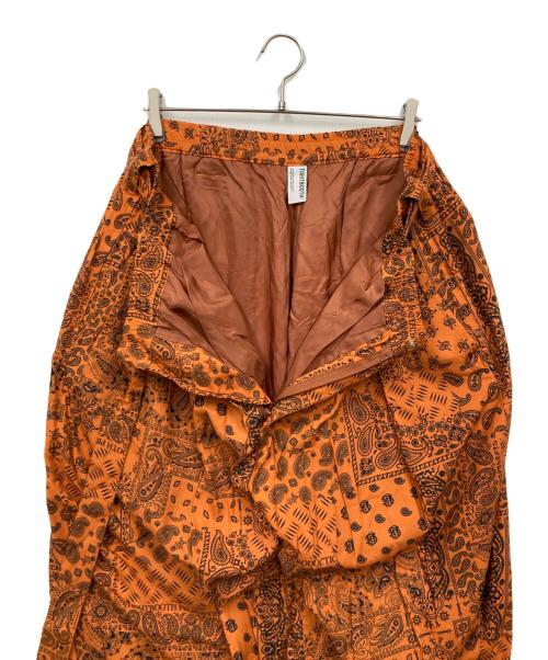TIGHTBOOTH PRODUCTION（タイトブースプロダクション）TIGHTBOOTH PRODUCTION (タイトブースプロダクション) PAISLEY BALLOON PANTS オレンジ サイズ:XLの古着・服飾アイテム
