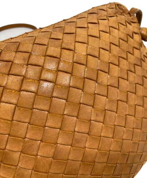 BOTTEGA VENETA（ボッテガベネタ）BOTTEGA VENETA (ボッテガベネタ) イントレチャート ショルダーバッグ ブラウンの古着・服飾アイテム