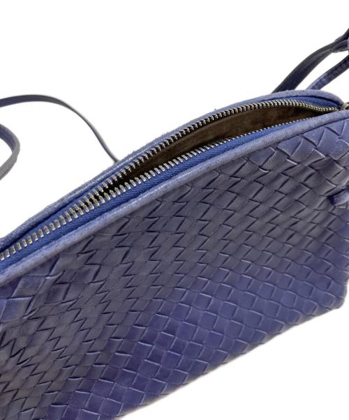 BOTTEGA VENETA（ボッテガベネタ）BOTTEGA VENETA (ボッテガベネタ) イントレチャート ショルダーバッグ ブルーの古着・服飾アイテム