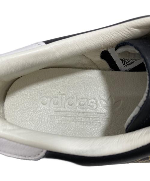 adidas（アディダス）adidas (アディダス) スニーカー ブラック サイズ:27の古着・服飾アイテム