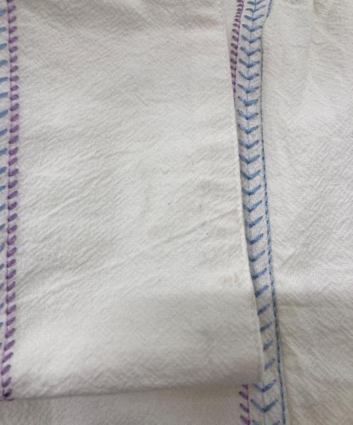 ne quittez pas（ヌキテパ）ne quittez pas (ヌキテパ) クリンプコットン刺繍ドレス ホワイト サイズ:Mの古着・服飾アイテム