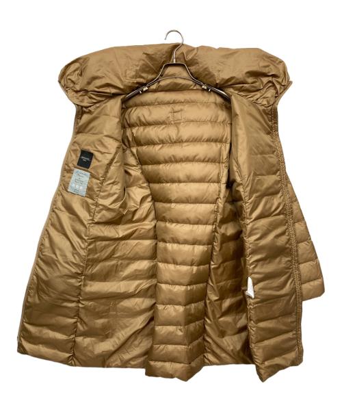 WEEKEND Max Mara（ウィークエンド マックスマーラ）Weekend Max Mara (ウィークエンド マックスマーラ) ダウンコート ベージュ サイズ:38の古着・服飾アイテム