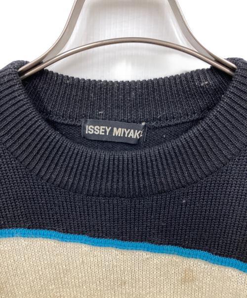 ISSEY MIYAKE（イッセイミヤケ）ISSEY MIYAKE (イッセイミヤケ) ボーダーニット ブラック サイズ:Mの古着・服飾アイテム