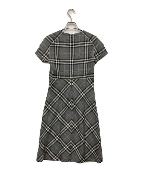 BURBERRY LONDON（バーバリーロンドン）BURBERRY LONDON (バーバリーロンドン) 半袖ワンピース グレー サイズ:36の古着・服飾アイテム