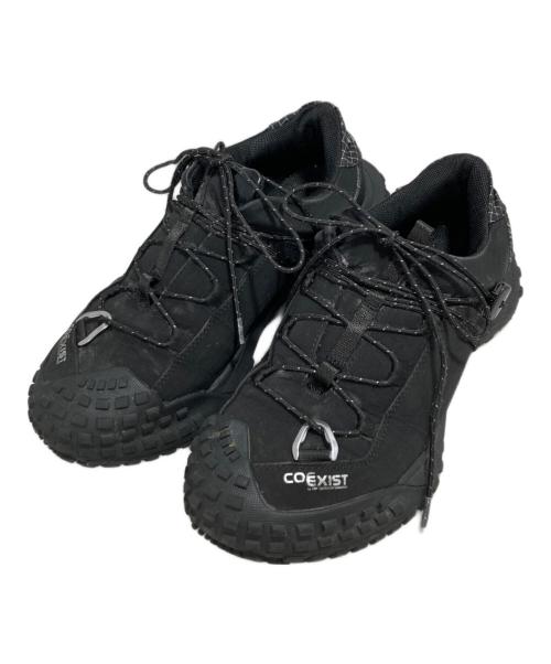 CMF COMFY OUTDOOR GARMNT（シーエムエフ アウトドアガーメント）CMF COMFY OUTDOOR GARMNT (シーエムエフ アウトドアガーメント) スニーカー ブラック サイズ:US7の古着・服飾アイテム