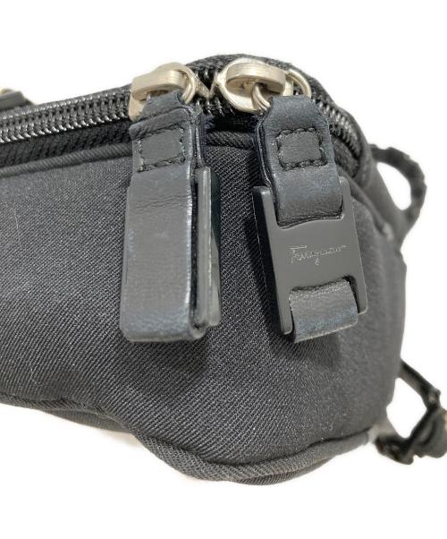 Salvatore Ferragamo（サルヴァトーレ フェラガモ）Salvatore Ferragamo (サルヴァトーレ フェラガモ) バッグ ブラックの古着・服飾アイテム