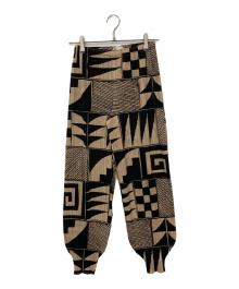 PLEATS PLEASE（プリーツプリーズ）の古着「プリーツパンツ」｜ベージュ