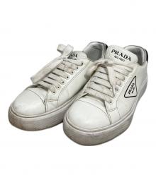 PRADA（プラダ）の古着「ローカットスニーカー」｜ホワイト