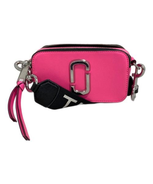 MARC JACOBS（マークジェイコブス）MARC JACOBS (マークジェイコブス) スナップショット ショルダーバッグ ショッキングピンクの古着・服飾アイテム