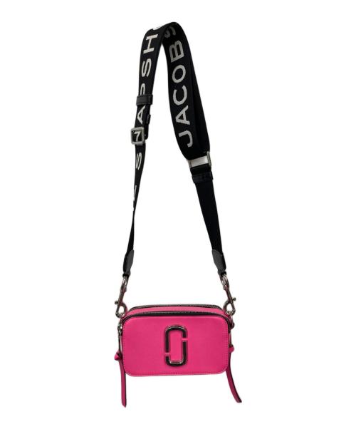 MARC JACOBS（マークジェイコブス）MARC JACOBS (マークジェイコブス) スナップショット ショルダーバッグ ショッキングピンクの古着・服飾アイテム