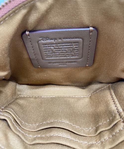 COACH（コーチ）COACH (コーチ) Disney (ディズニー) コーナー ジップ リストレットの古着・服飾アイテム