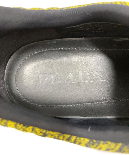 PRADA（プラダ）PRADA (プラダ) ローカットスニーカー イエロー サイズ:8の古着・服飾アイテム