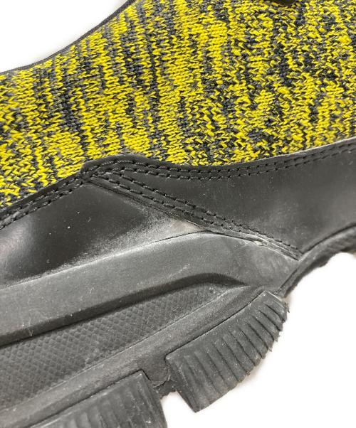 PRADA（プラダ）PRADA (プラダ) ローカットスニーカー イエロー サイズ:8の古着・服飾アイテム