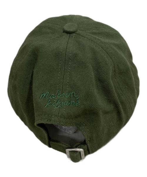 maison kitsune（メゾンキツネ）MAISON KITSUNE (メゾンキツネ) キャップ グリーンの古着・服飾アイテム