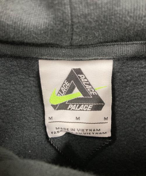 PALACE（パレス）PALACE (パレス) NIKE (ナイキ) パーカー グレー サイズ:Mの古着・服飾アイテム
