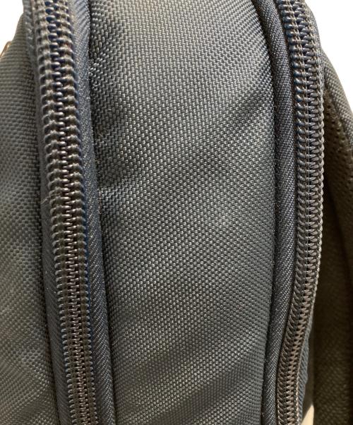 TUMI（トゥミ）TUMI (トゥミ) リュック ネイビーの古着・服飾アイテム