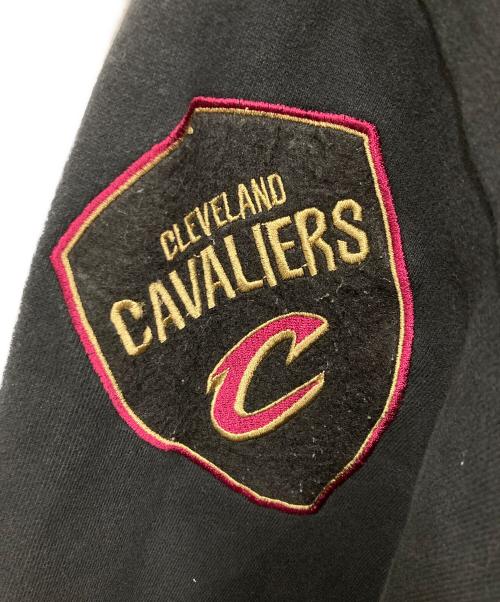 FREAK'S STORE（フリークスストア）FREAK'S STORE (フリークスストア) NBA (エヌビーエー) ワッペン刺繍パーカー ブラック サイズ:Lの古着・服飾アイテム