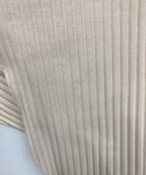 me ISSEY MIYAKE（ミーイッセイ ミヤケ）me ISSEY MIYAKE (ミーイッセイ ミヤケ) プリーツ変形カットソー ベージュ サイズ:不明の古着・服飾アイテム