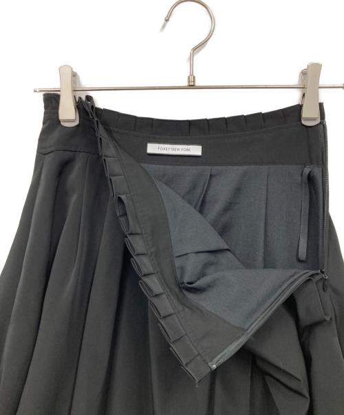 FOXEY NEWYORK（フォクシーニューヨーク）FOXEY NEWYORK (フォクシーニューヨーク) スカート ブラック サイズ:38の古着・服飾アイテム