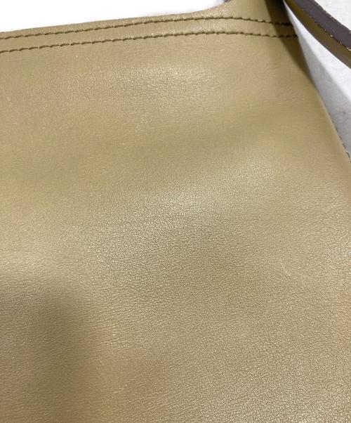 LOEWE（ロエベ）LOEWE (ロエベ) バッグ カーキの古着・服飾アイテム