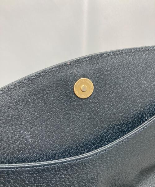 GUCCI（グッチ）GUCCI (グッチ) クラッチバッグ ベージュの古着・服飾アイテム