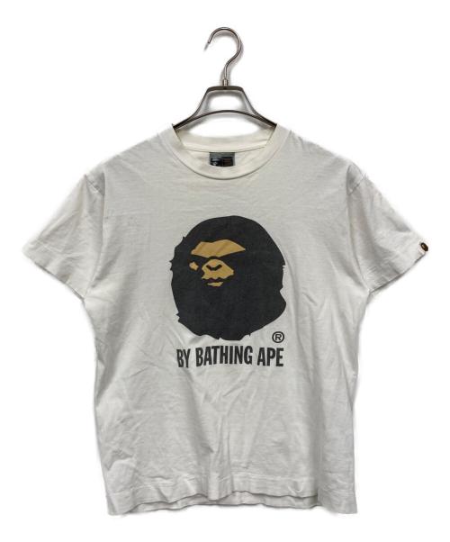 A BATHING APE（アベイシングエイプ）A BATHING APE (アベイシングエイプ) Tシャツ ホワイト サイズ:Mediumの古着・服飾アイテム
