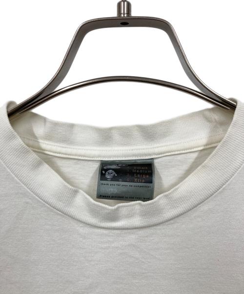 A BATHING APE（アベイシングエイプ）A BATHING APE (アベイシングエイプ) MOMOKO SAKURA Tシャツ ホワイト サイズ:Mediumの古着・服飾アイテム