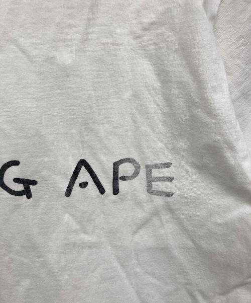 A BATHING APE（アベイシングエイプ）A BATHING APE (アベイシングエイプ) MOMOKO SAKURA Tシャツ ホワイト サイズ:Mediumの古着・服飾アイテム